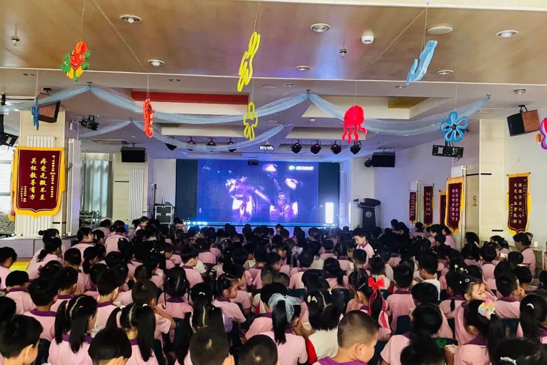 冯特幼儿园红色观影活动