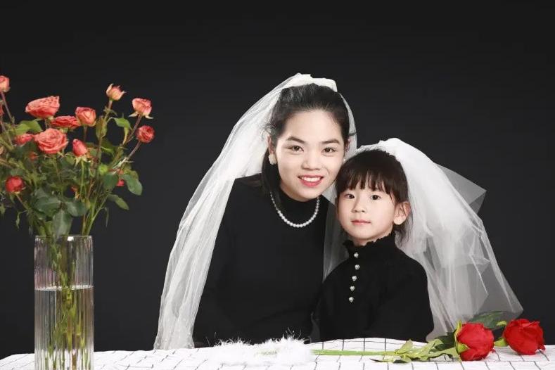 “亲子头纱照，为爱留住时光”三八女神节活动