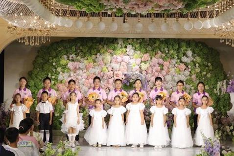 2025年高新区冯特幼儿园毕业典礼