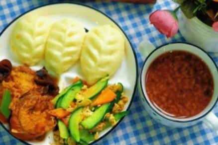 冯特幼儿园每周营养食谱（2025.8.4—8.8）