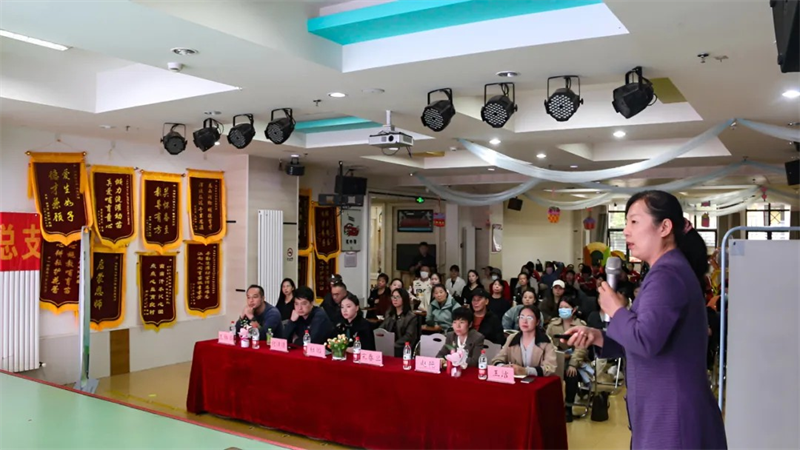 郑州市居民健康素养提升行动走进冯特幼儿园