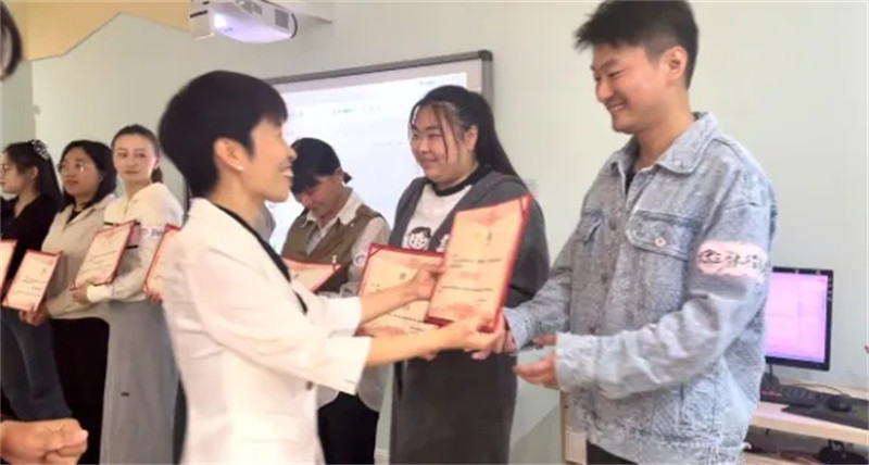 时光有你“委”你而来-港区冯特幼儿园2024年秋季家委会