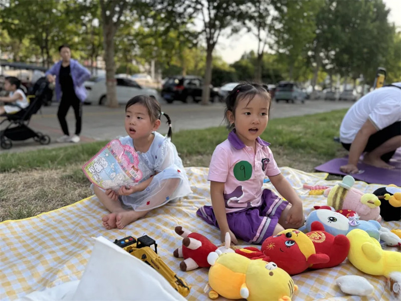 冯特杉青幼儿园跳蚤市场活动