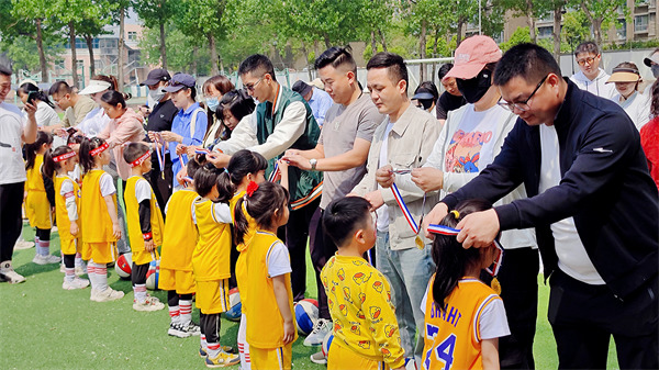 冯特幼儿园绿色教师节倡议书